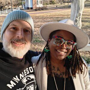 Meet your Posher, Marie